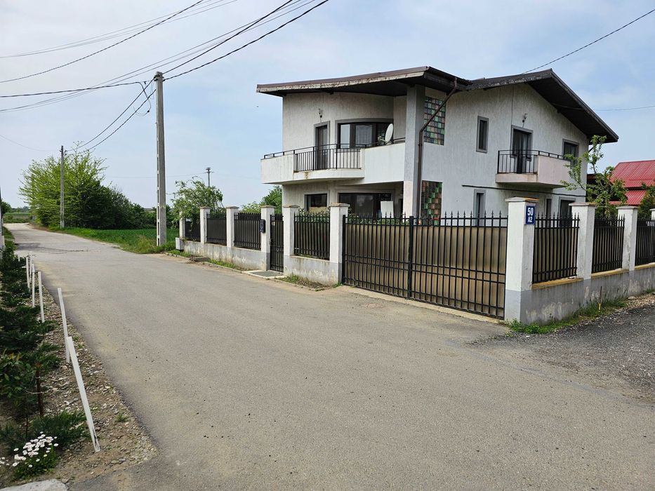 Teren intravilan curti constructii Darza pentru casa sau duplex