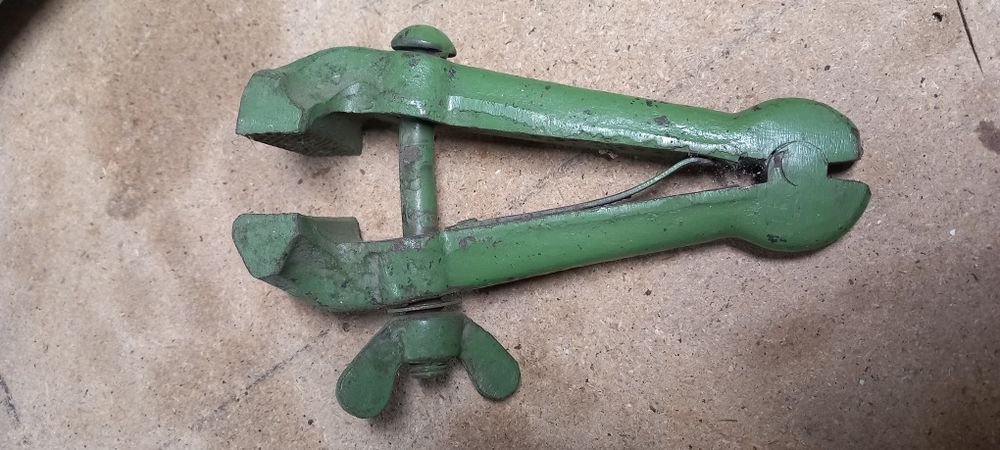 Menghina mica veche de colecție noua