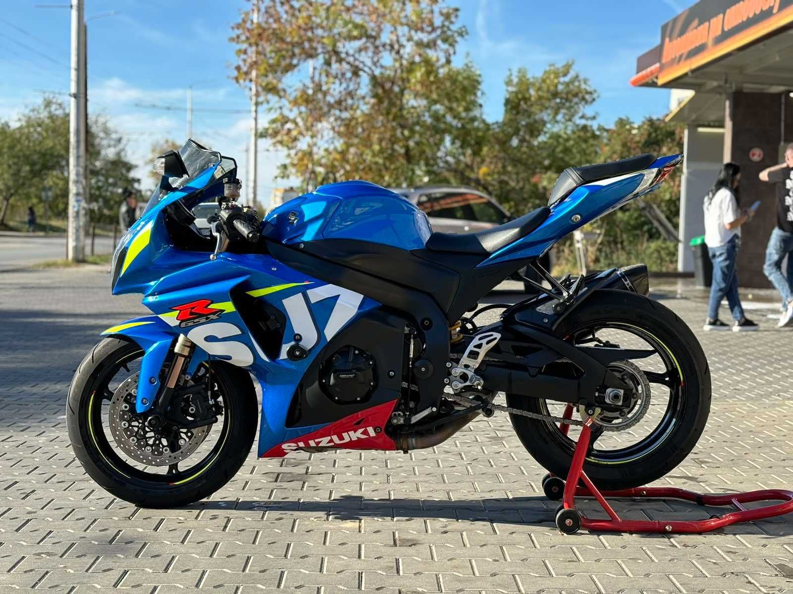 Suzuki GSXR-1000 2010 L0