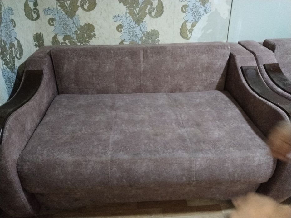 Продам минидиван недорого 30 тысяч