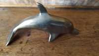 Продавам статуетка делфин от месинг