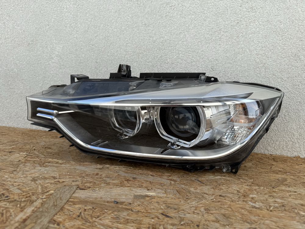 Far stanga BMW Seria3 F30 F31 NFL Xenon Original Europa
