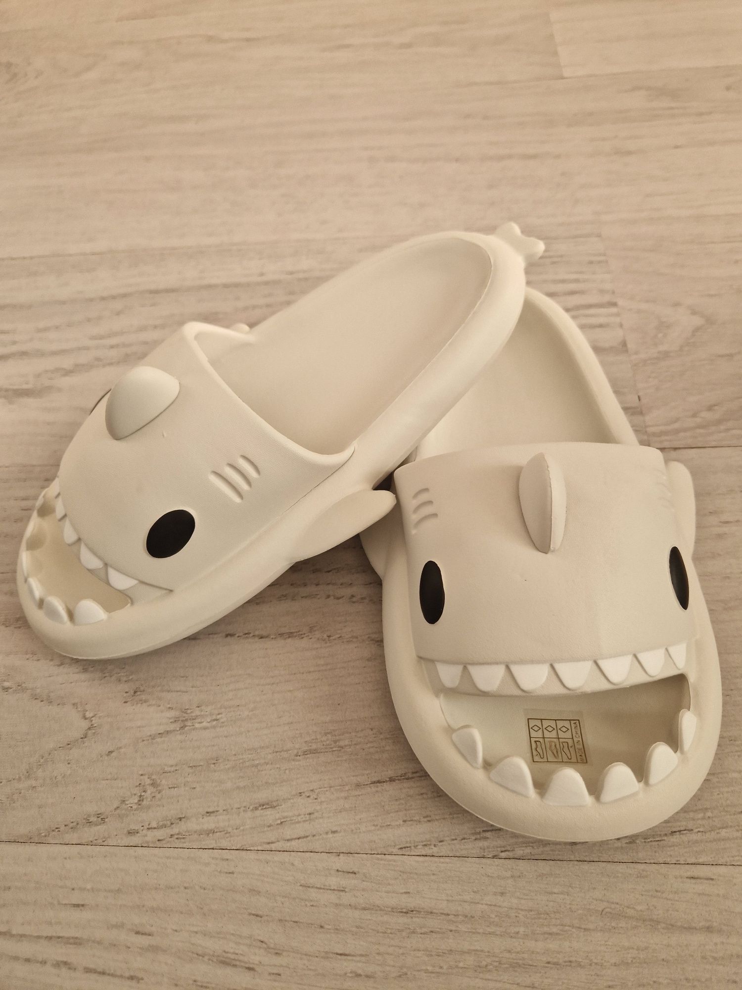 Papuci casa / plaja comfy shark / rechini unisex 20, 36-37 , 38-39,