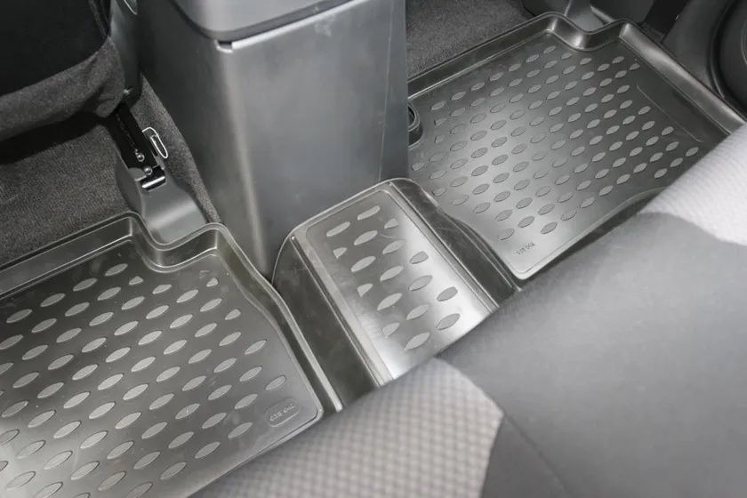 Коврики в салон Mitsubishi L200 (5 поколение) комплектация для ОАЭ