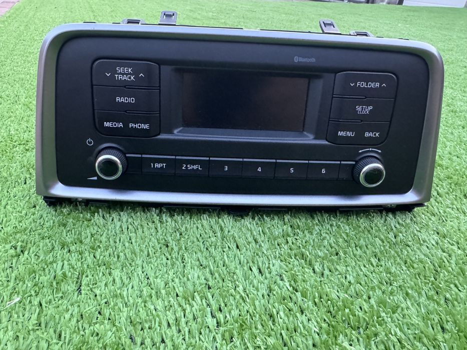 Авто магнитофон от Киа оптима штатный оригинал