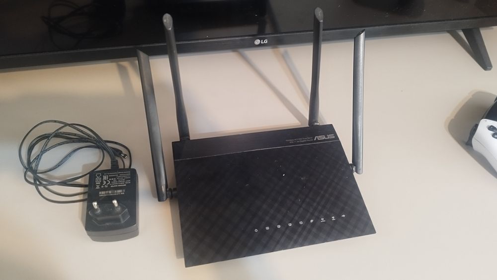 Asus RT-AC1200G+ Wireless Router
