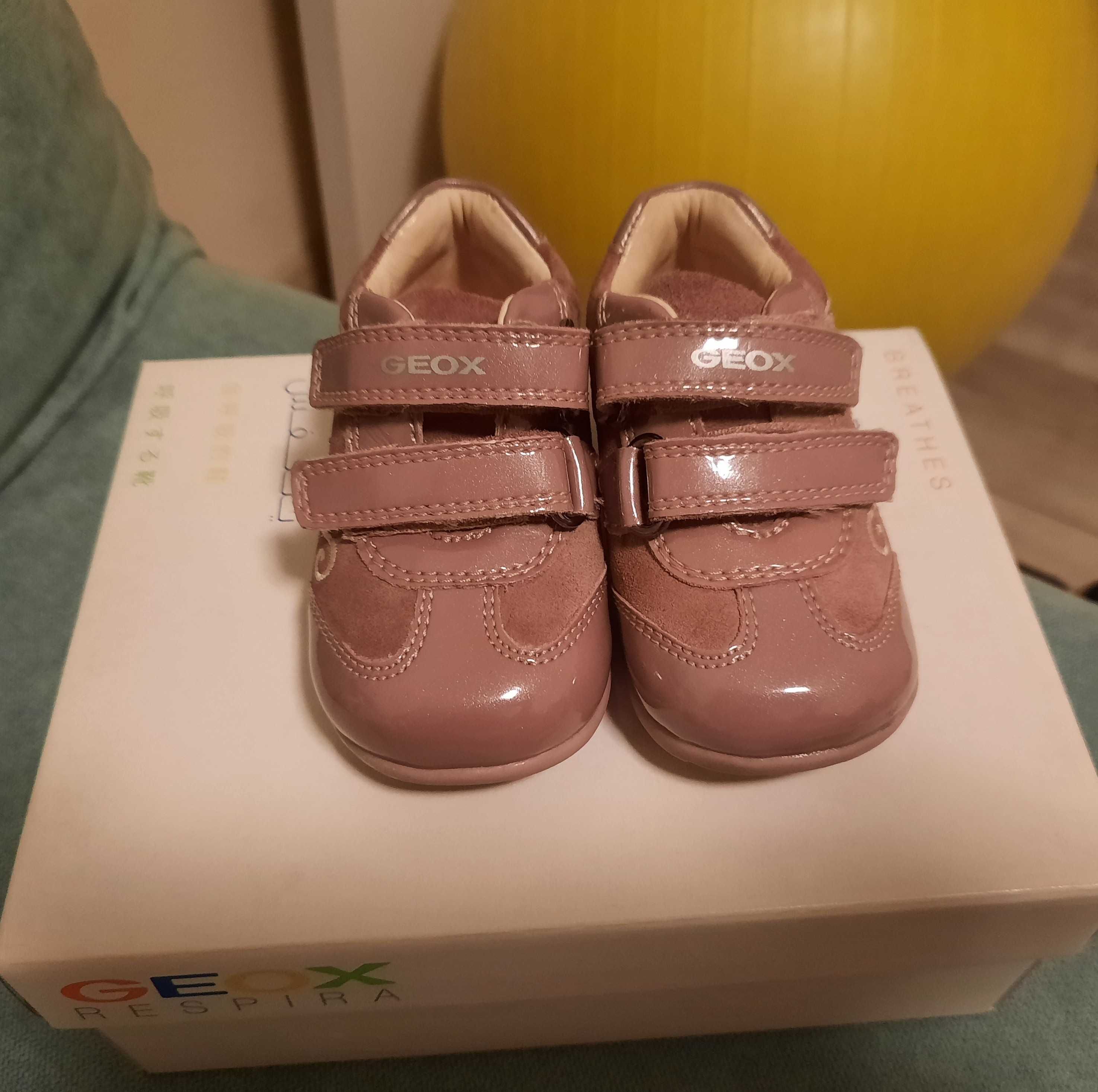 Бебешки обувки Geox