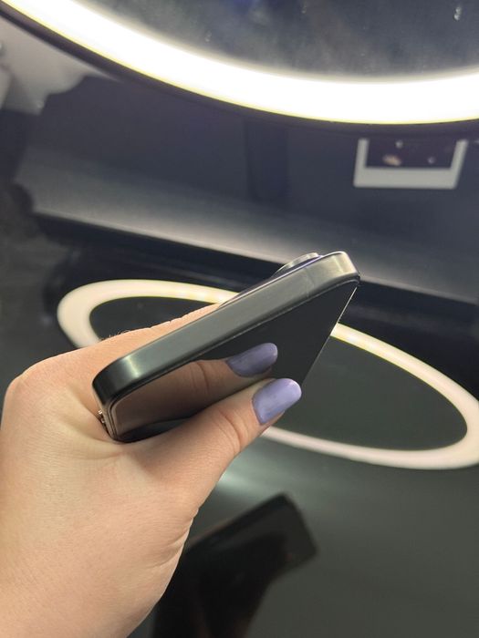 15 Pro Max/1TB/89% viata bateriei/liber de retea/impecabil