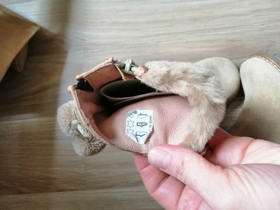 Cizme fetite marimea 25, neimblanite piele int /ext Noi
