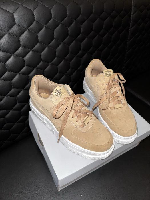 Adidasi Nike Air Force 1 Pixel Dama