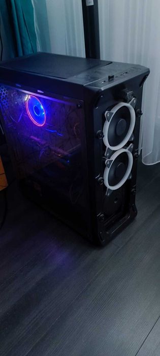 Desktop Gaming AMD Ryzen 7 2700x 8 nuclee Placa video 8 Gb