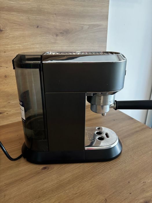 Aparat de cafea Delonghi
