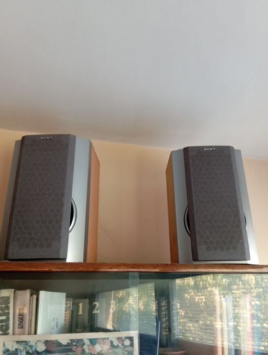 Продавам музикална уредба SONY