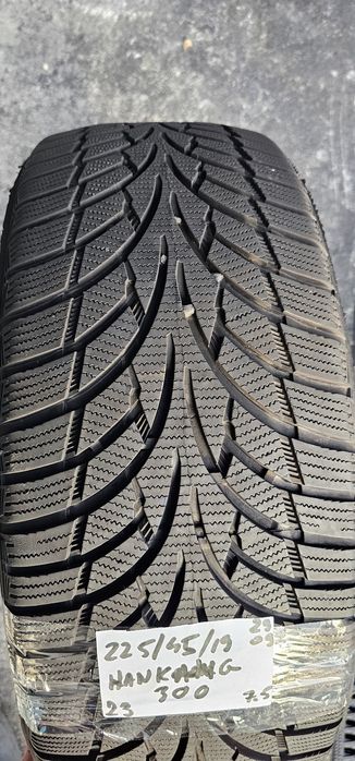 225 45 R 19 Nankang iarna o buc