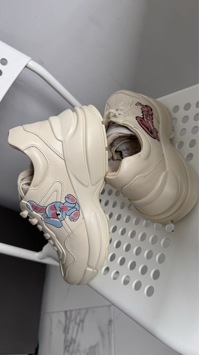 Adidasi Gucci 39