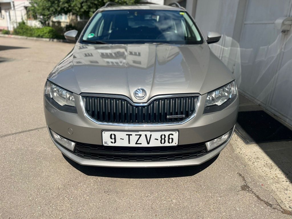 Skoda Octavia 1.6tdi Bej recent adusă 2014
