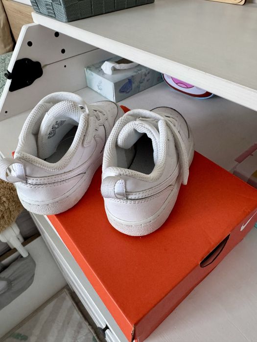 Детски обувки кецове Nike  27 номер