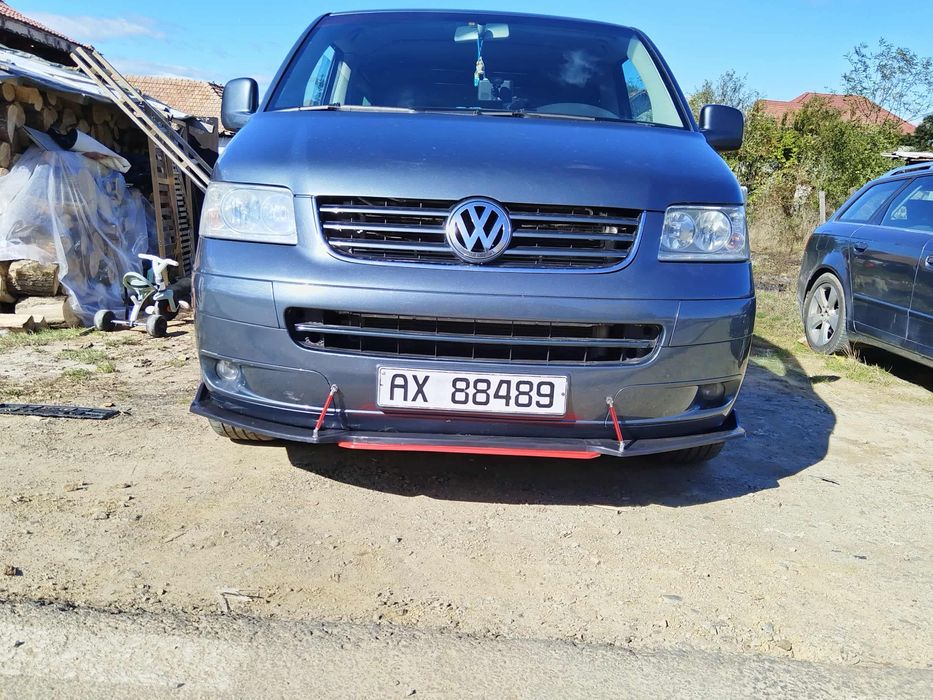 Doar vând vw t5 motor 2.5 TDI