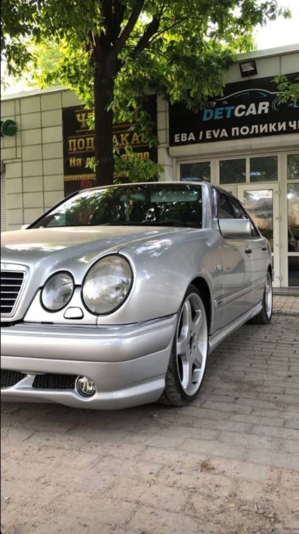 Бампер передний Мерседес w210 AMG "Аналог"