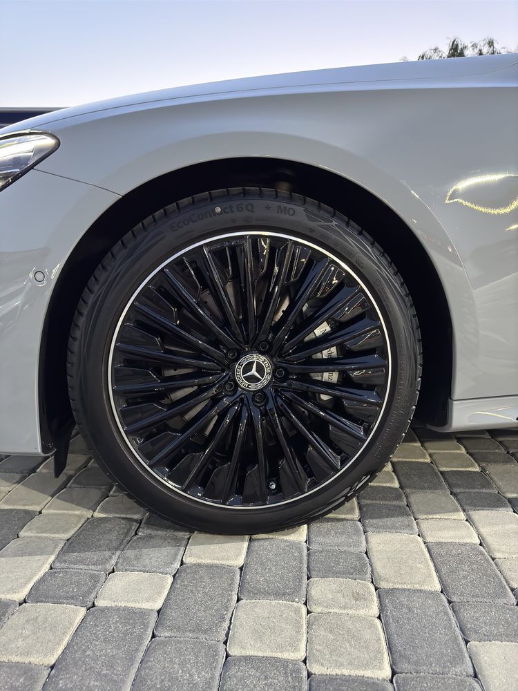 Mercedes-Benz E-200 W214