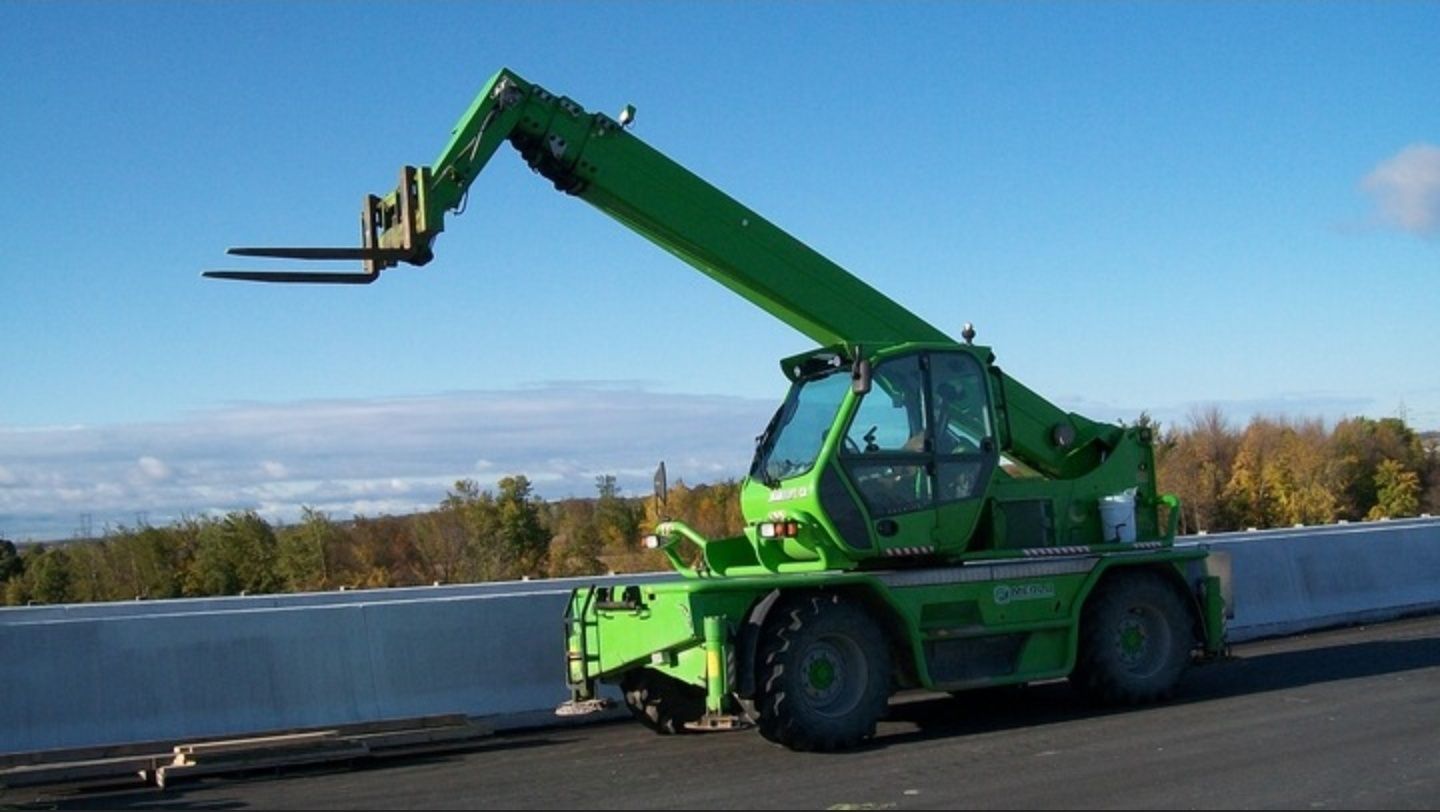 Inchiriere Merlo, Manitou, Bobcat, JCB, Dieci