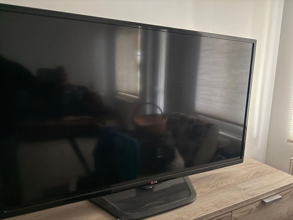 Televizor LG Full HD