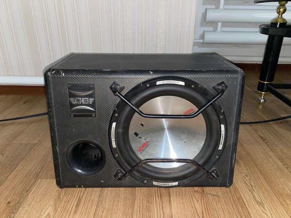 Продам сабуфер….