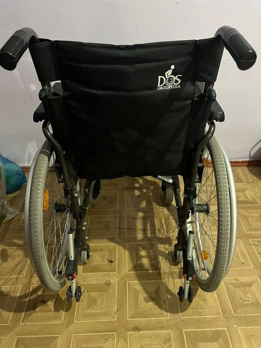 Инвалидная коляска