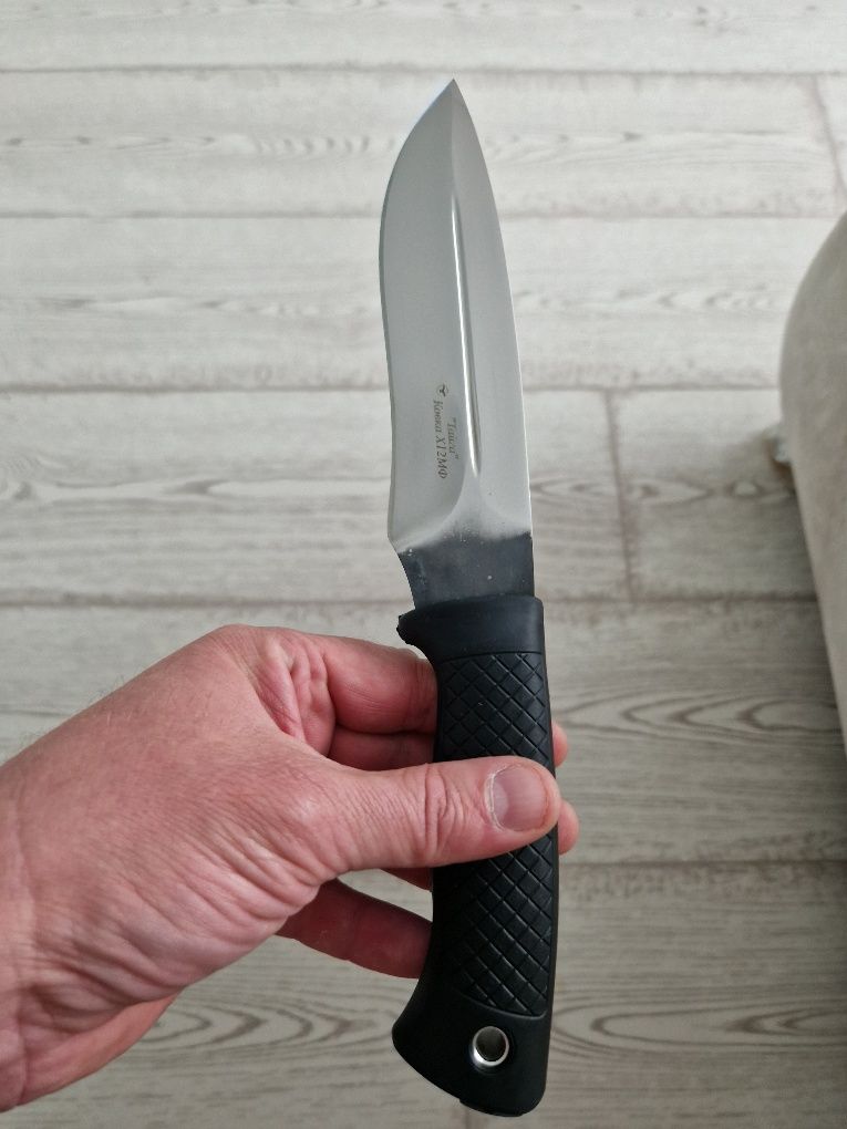 Продам кухонный нож