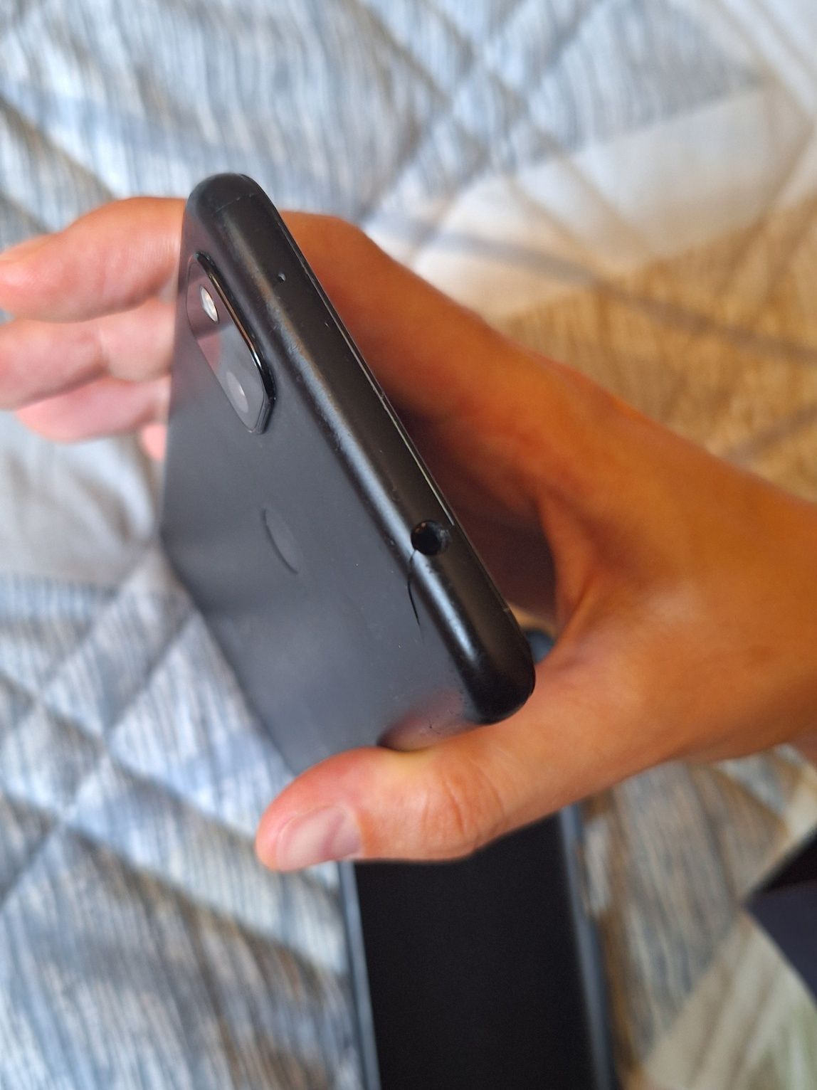 Google pixel 4a разбит экран