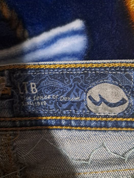 Джинсовая юбка .