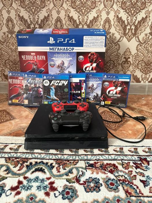 Продам PlayStation PS4 Slim 1 TB