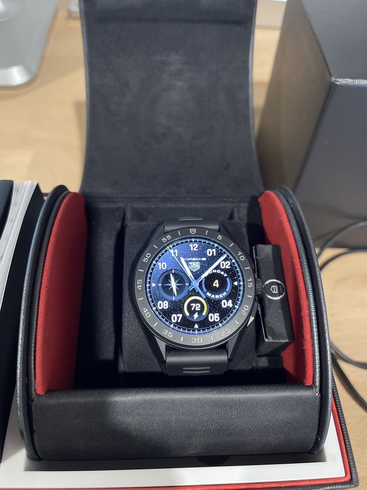 Tag Heuer connected e4 45 mm