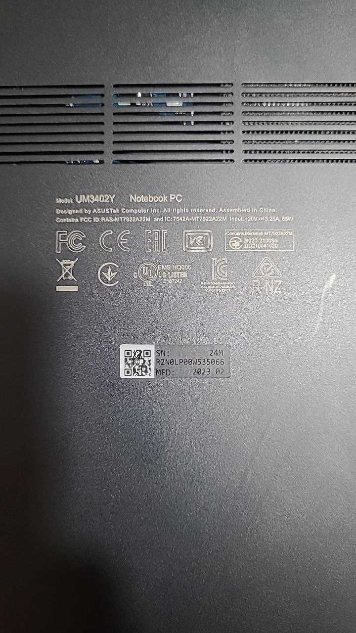 Zenbook 14 OLED (UM3402)