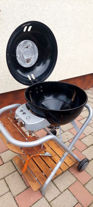 Gratar OUTDOORCHEF de gradină sau deplasare.