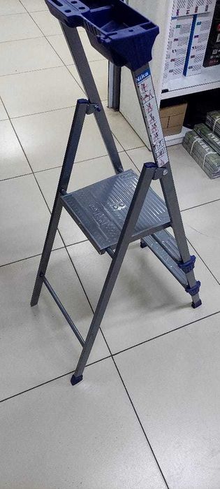 Стремянка/ Лестница . СКИДОК НЕТ