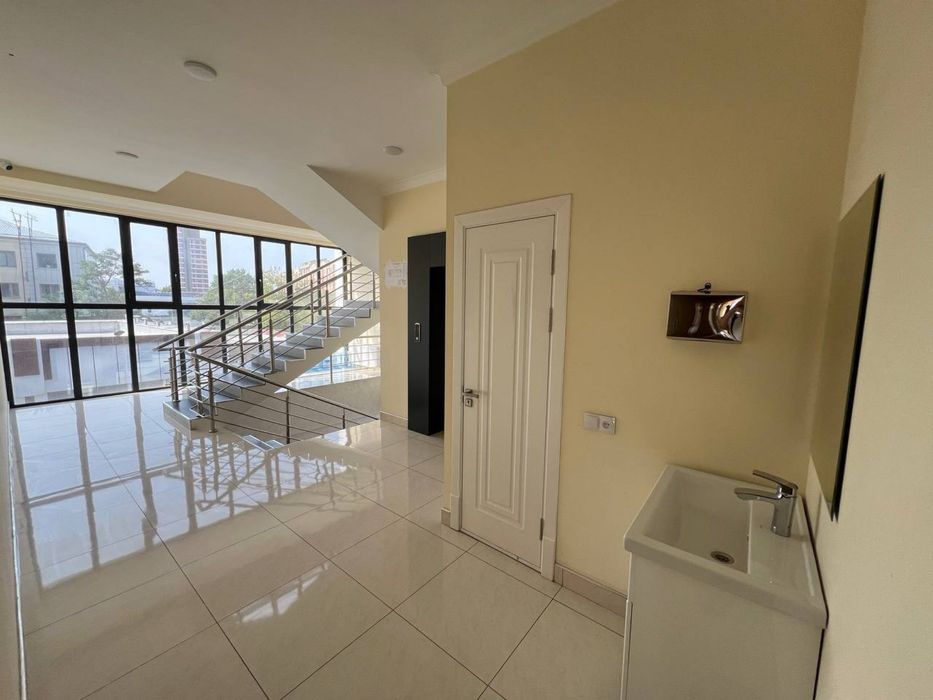 Аренда под офис Кушбеги 20м2  300$ 3этаж