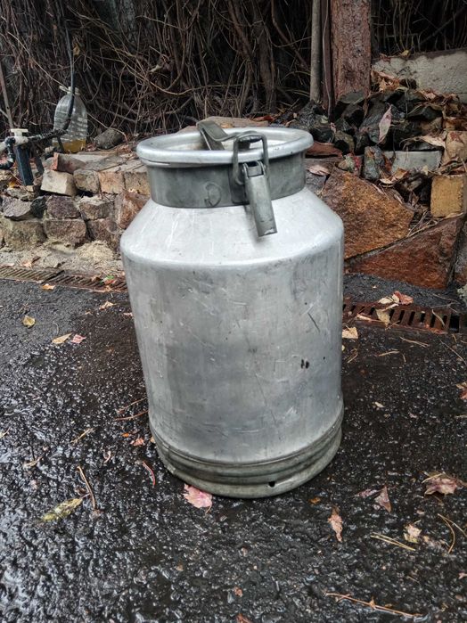 продам две алюминиевые фляги