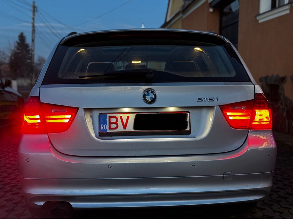 BMW Seria 3 Touring 318i LCI – 2.0 Benzină – 2011 – Full