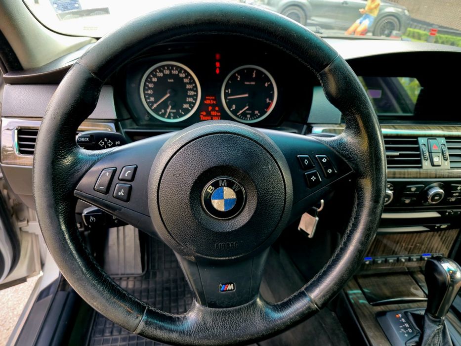 Волан  BMW E60/Е61 M pack