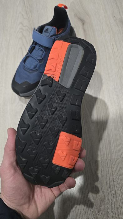 Туристически обувки Adidas Terrex 38 номер