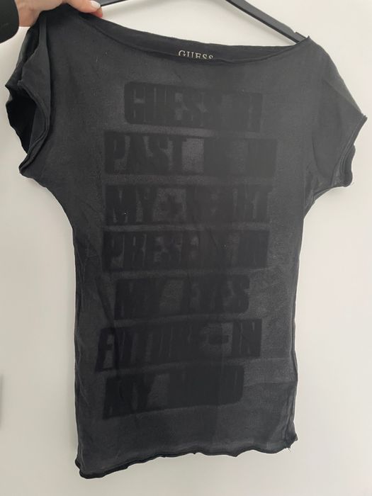 GUESS черна тениска