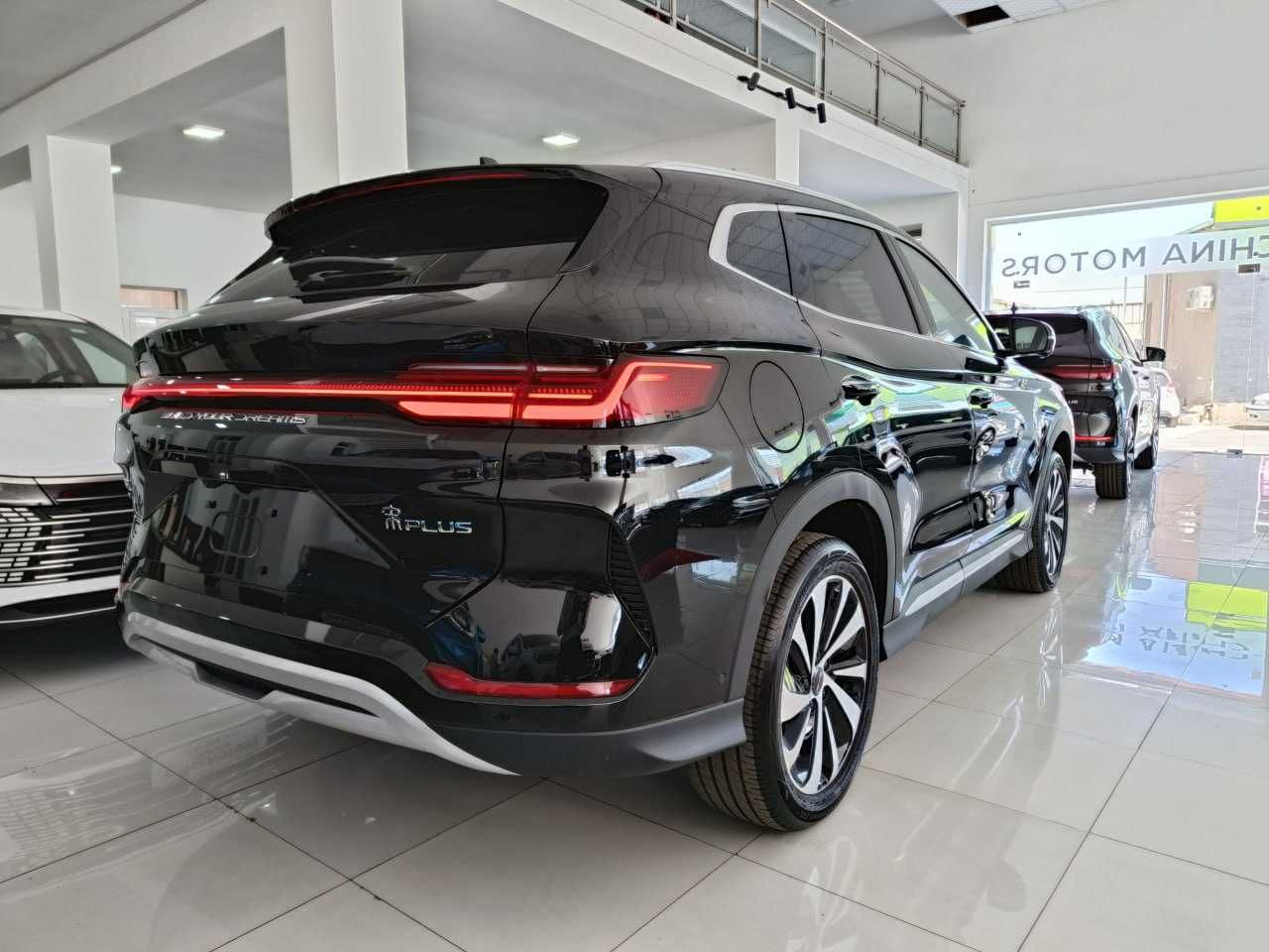 BYD Song Pluss flagship 2024 yer grey version