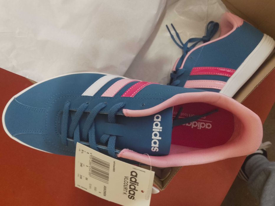Дамски обувки Adidas 38