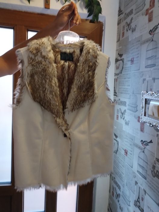 Vesta imitație piele întoarsă/blăniță, 44, NOUA