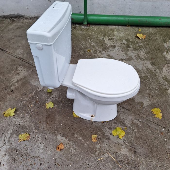 De vanzare wc cu rezervor