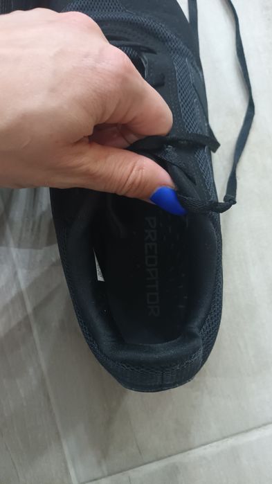 Спортни обувки Adidas Predator