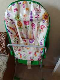 Продается детский стульчик со столиком