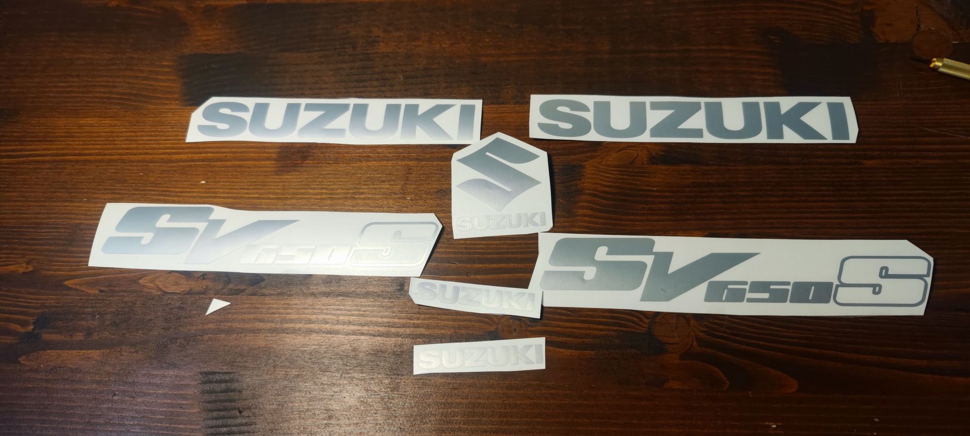 Kit stickere moto / autocolant  suzuki sv650 650s dimensiuni originale