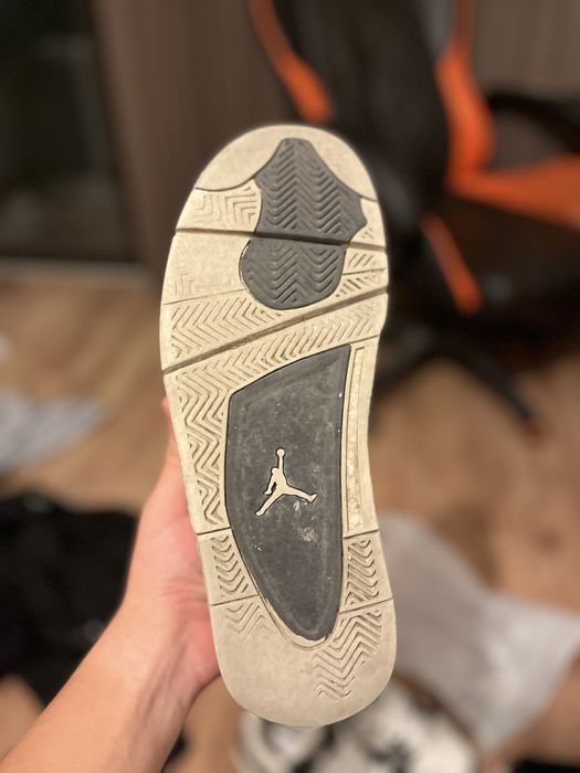 Jordan 4 military black